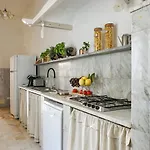Domus Lilia Tatil Evi Viareggio