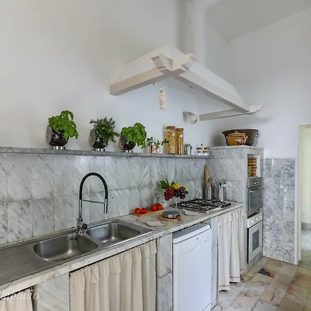 Domus Lilia Vakantiehuis *