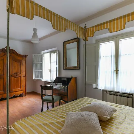 Domus Lilia Vakantiehuis *