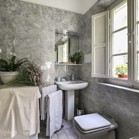 Domus Lilia Vakantiehuis Viareggio