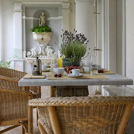 Ferienhaus Domus Lilia Viareggio