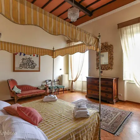 Domus Lilia Holiday home *