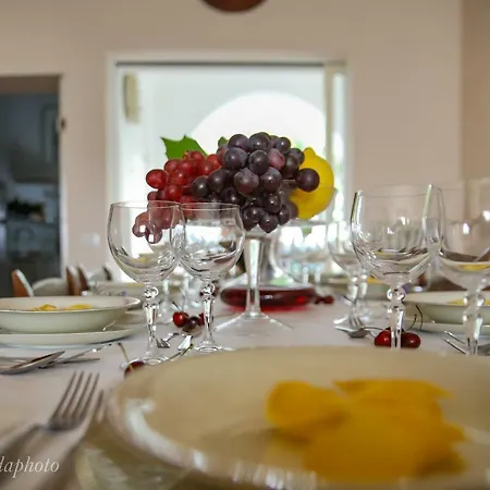 Domus Lilia Holiday home