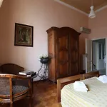 Domus Lilia Tatil Evi *