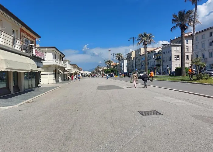 Domus Lilia В'яреджо