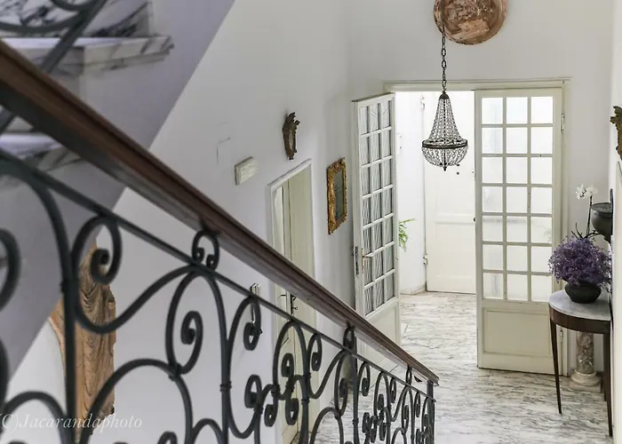 Domus Lilia В'яреджо